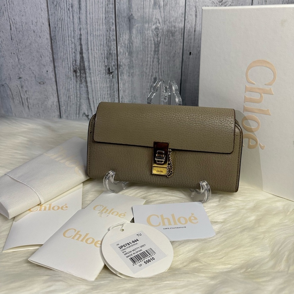 CHLOE portefeuille passport wallet in tan